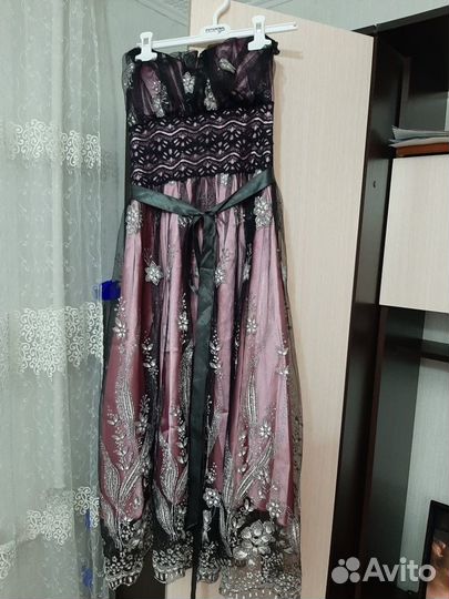 Продам платье размер 40-42