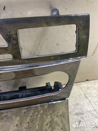 Центральная консоль Mercedes-Benz C-Class W203