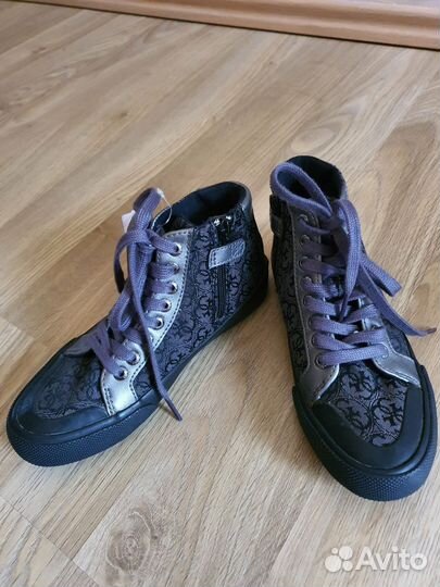 Ботинки кеды Guess 32 для девочки Новые