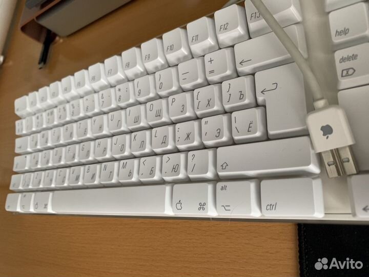 Клавиатура Apple Keyboard A1048 (2005)