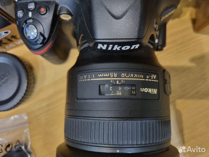 Nikon D3200, зеркальная камера