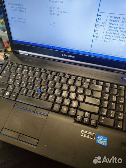 Ноутбук samsung np400b5bh