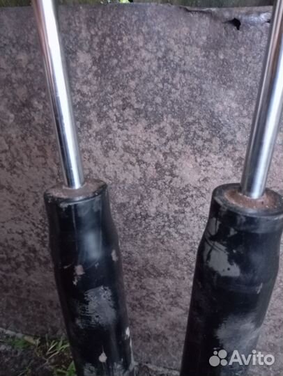 Стойки аммортизатора задние форд фокус 3