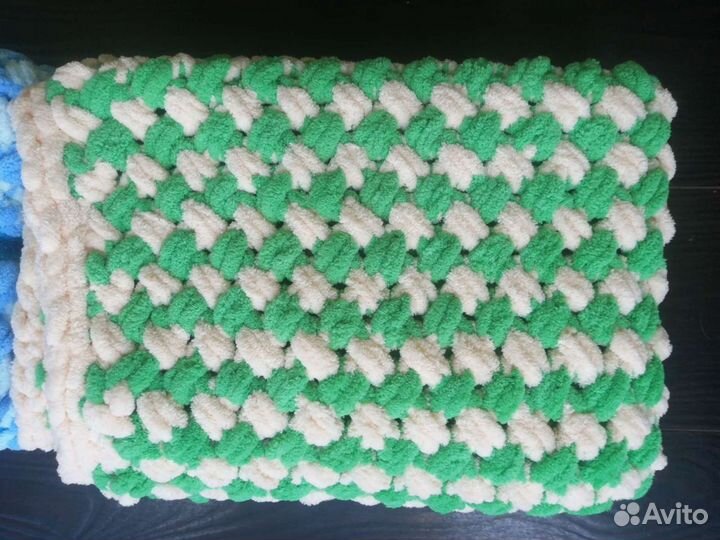 Плед детский вязаный ручная работа