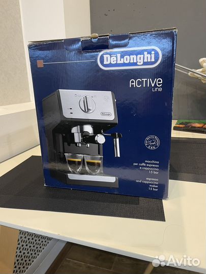 Автоматическая кофемашина delonghi