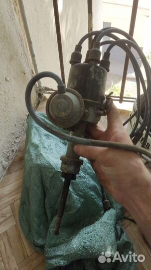 Трамблер электро 2106