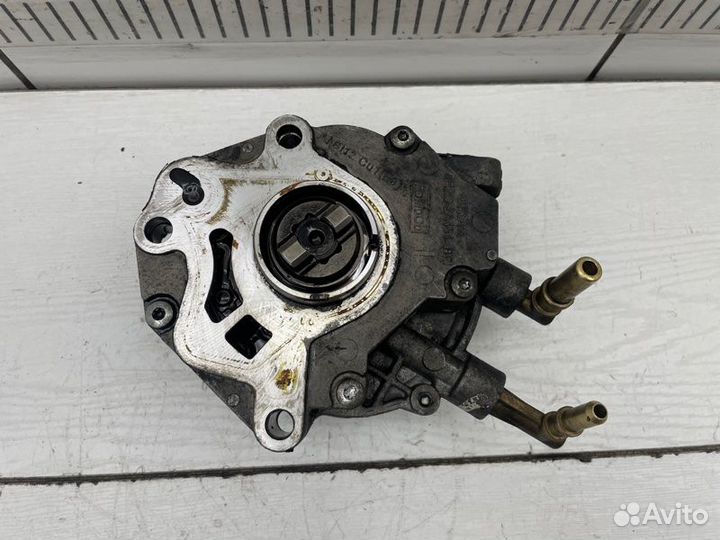 Вакуумный насос Land Rover Range Rover Sport L320