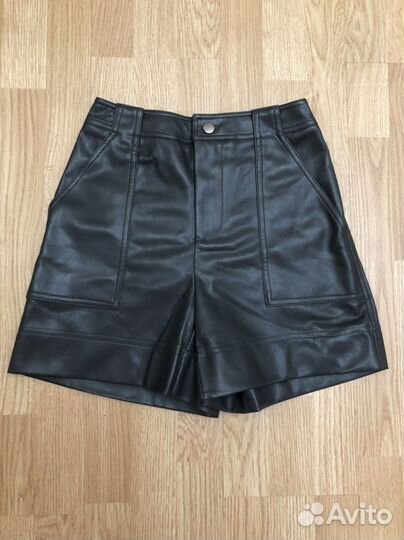 Шорты из эко кожи