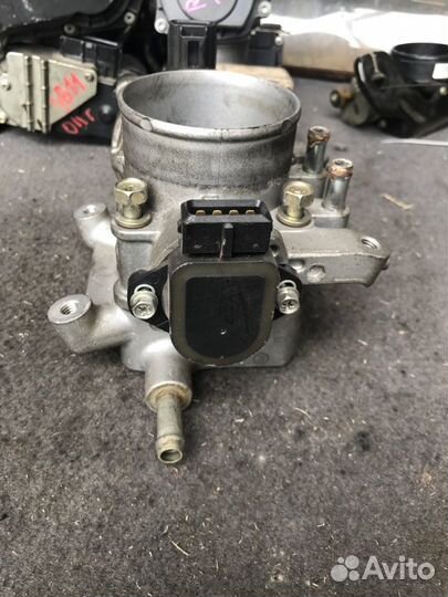 Дросельная заслонка Mitsubishi Diamante