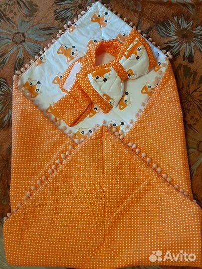 Комплект на выписку для девочки