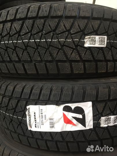 Bridgestone Blizzak DM-V2 225/60 R18 100S