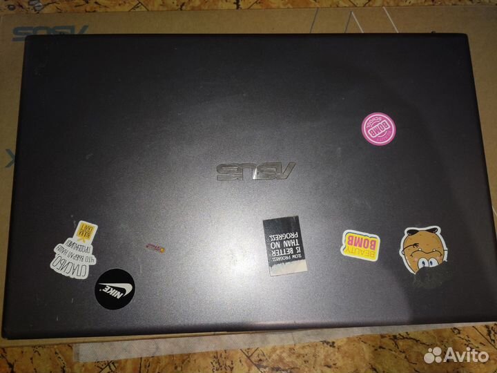 Ноутбук asus X512D