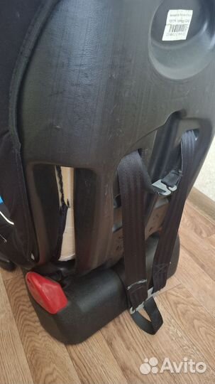 Автомобильное кресло от 9-18 кг