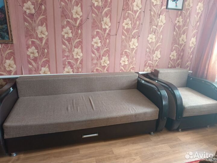 Диван и 2 кресла