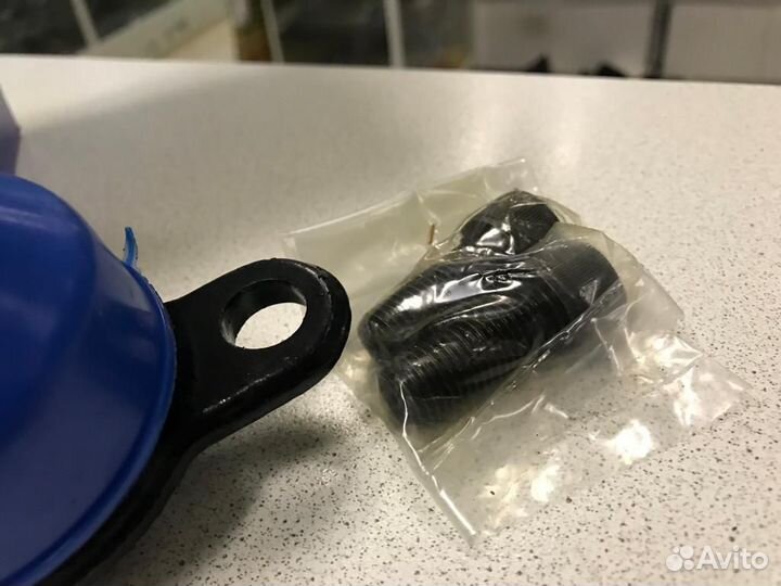 Шаровая опора нижняя VW T4 96-03 VO-BJ-0370