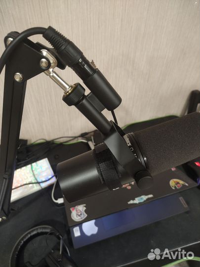 Студийный микрофон Shure SM7B