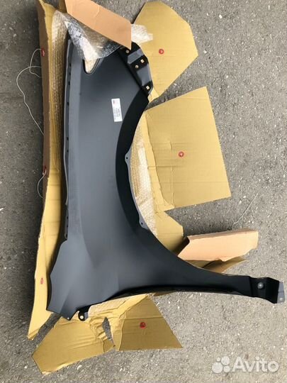 Крыло Камри 55