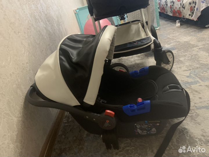 Коляска 3 в 1