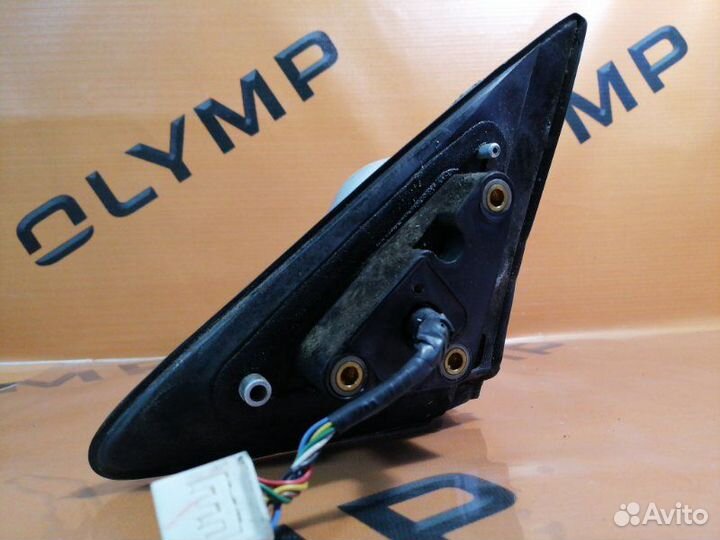 Зеркало правое Toyota Camry SV40 3S-FE