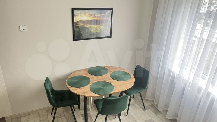 2-к. квартира, 54 м², 2/9 эт.