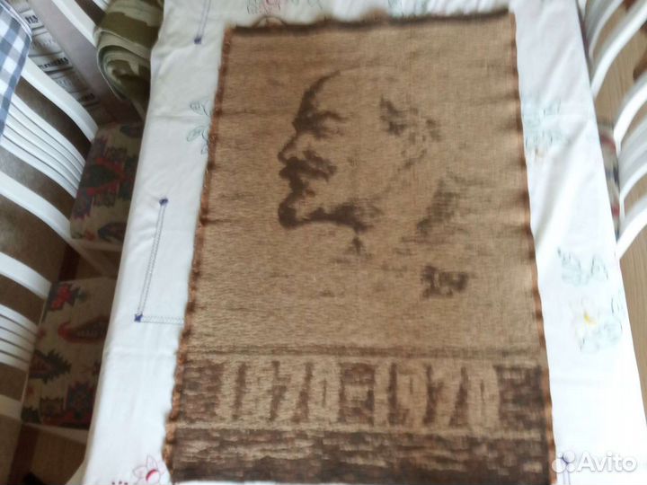 Цветное панно с портретом В.И.Ленина