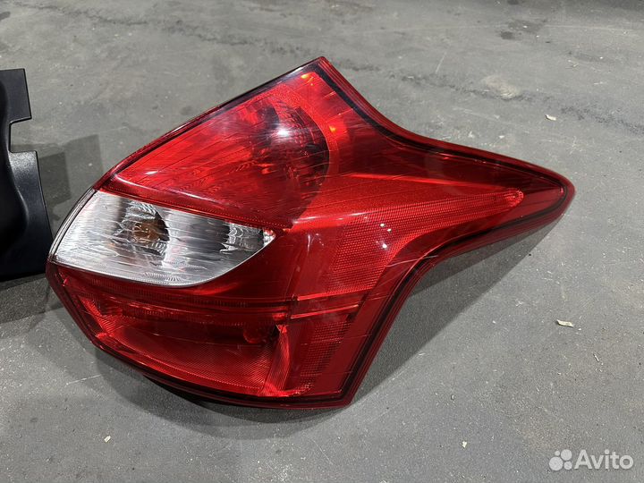 Фонарь LED Ford Focus 3 хэтчбек 2011-2015