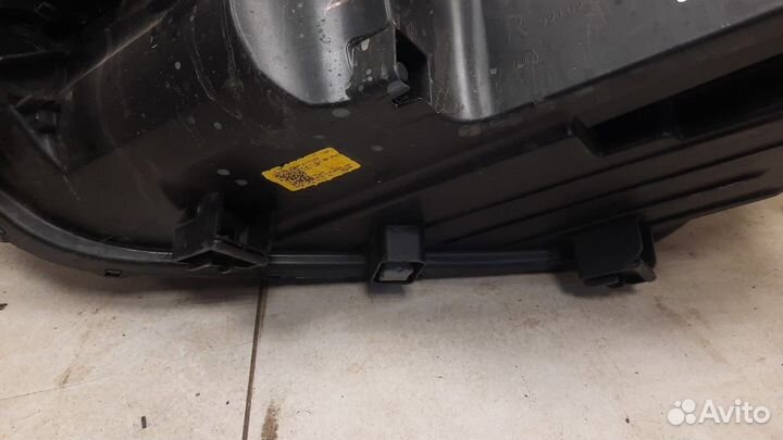 Фара правая Hyundai Tucson