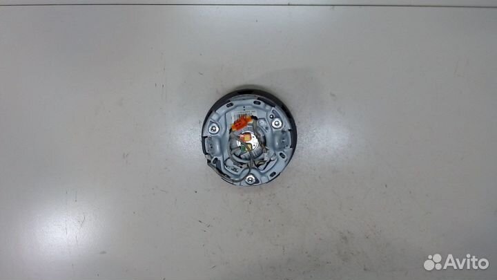 Подушка безопасности водителя Audi A8 (D3), 2003