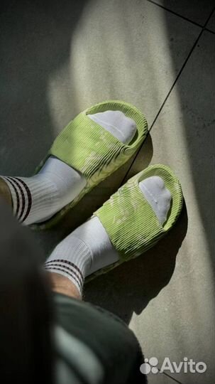 Мужские шлепанцы Adidas Adilette 22 Slides зеленые