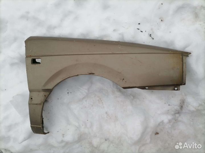 Крыло переднее правое пассат б3