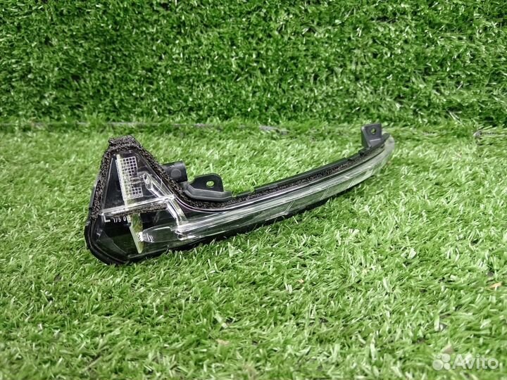 Повторитель поворота левый Audi A6 C7 4G5949101 Au