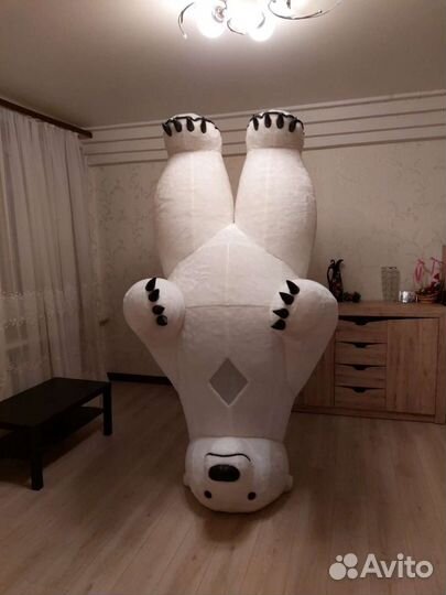 Чебураша, Белый мишка, Кошка. Поздравление