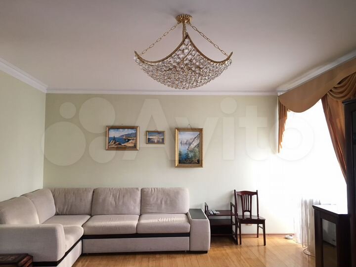 3-к. квартира, 96 м², 4/5 эт.