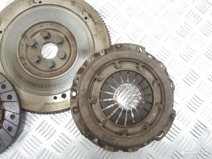 90232334 Маховик (сцепление) Opel Astra G