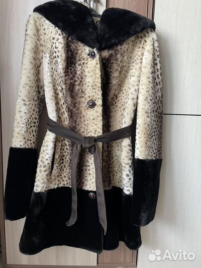 Шуба мутоновая с капюшоном