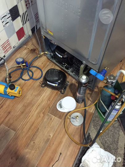 Ремонт холодильников