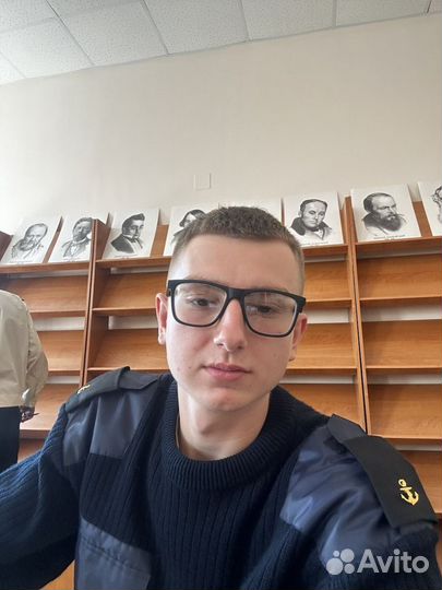 Расклейщик объявлений