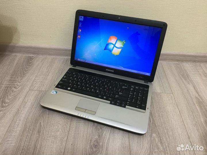 Ноутбук Samsung 2 ядра/ 4 Гб/ HDD 250 Гб