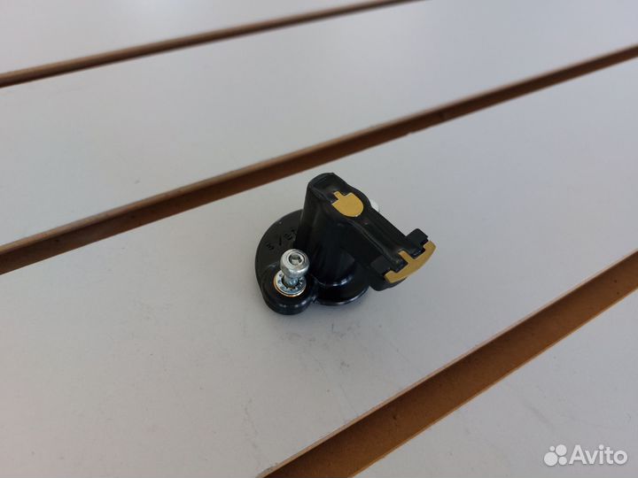 Бегунок распределителя зажигания Opel Vectra/Omega