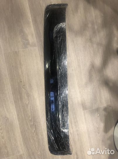 Дефлектор люка на Lexus RX350