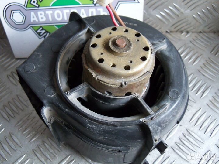 Моторчик отопителя Volkswagen Transporter T3