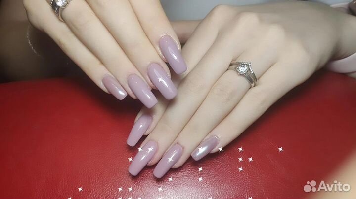 Мастер по маникюру и наращиванию ногтей