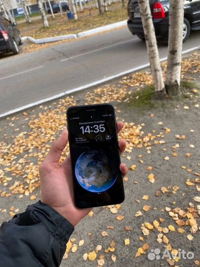 iPhone 8 Plus, 64 ГБ