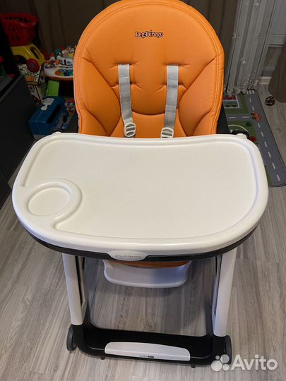 Стульчик для кормления Peg Perego Siesta Follow Me