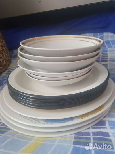 Тарелки посуда