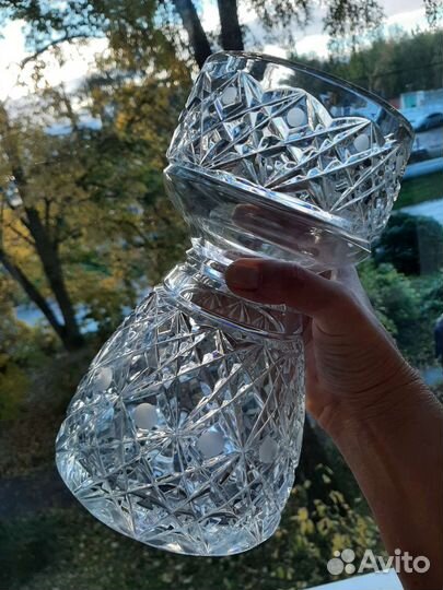 Ваза хрустальная