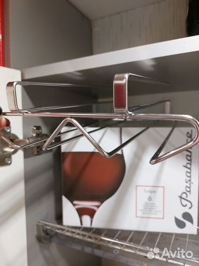 Набор бокалов для вина с держателем Новые