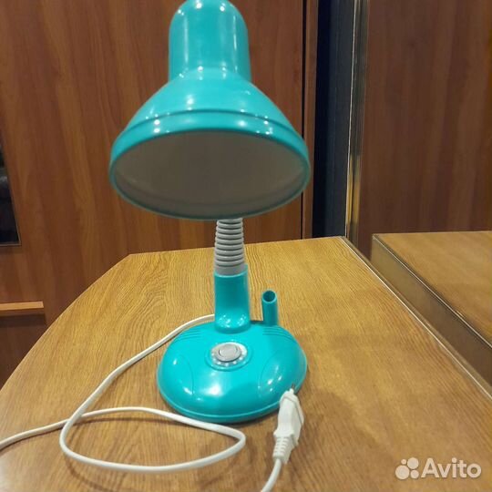 Лампа настольная