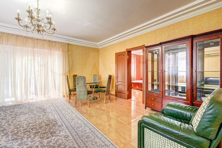 5-к. квартира, 120 м², 3/5 эт.