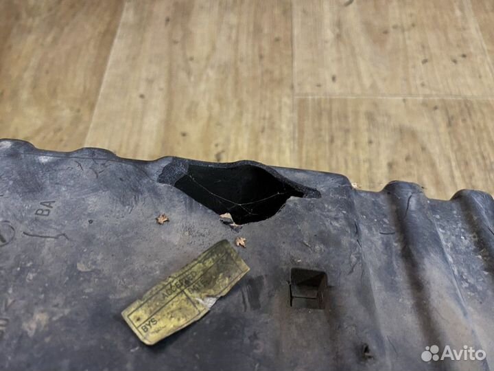 Корпус воздушного фильтра Фокус 1(Европа)